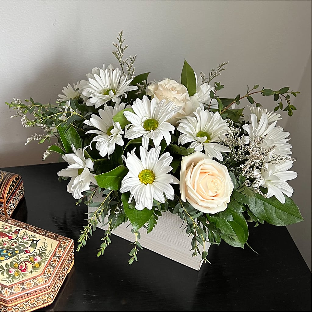 Fresh Linen Box Bouquet –  Flowers Atlanta, Atlanta GA
