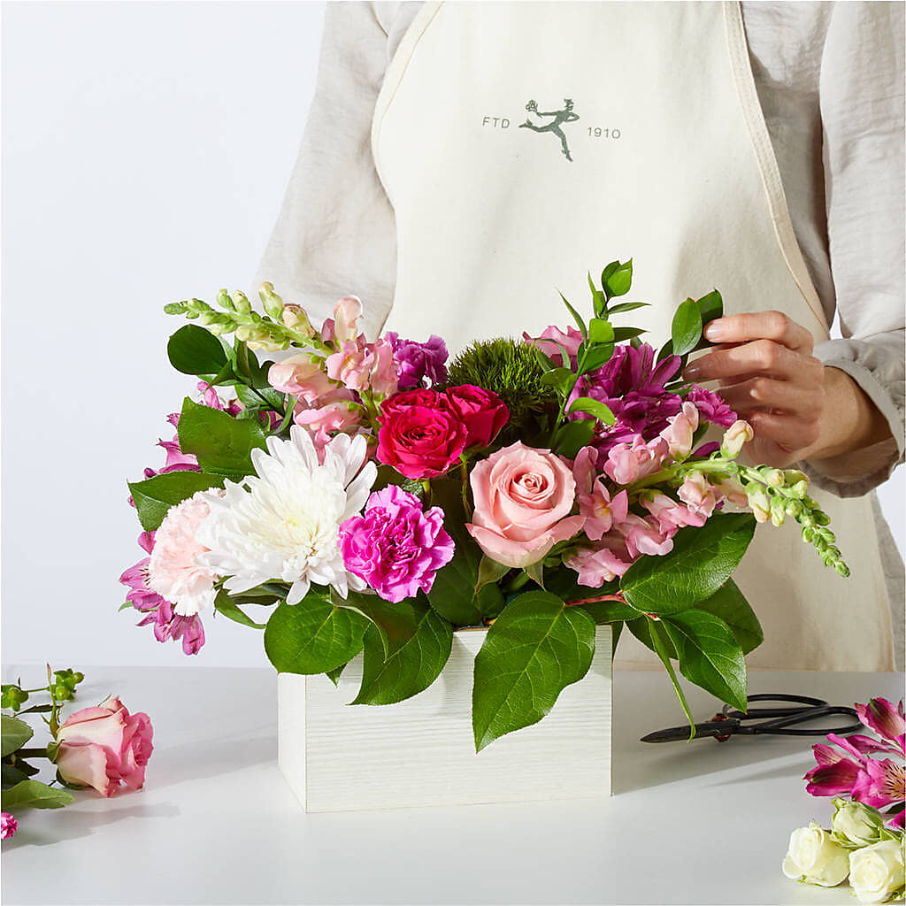 Sweetberry Box – A Florist Original –  Flowers Atlanta, Atlanta GA