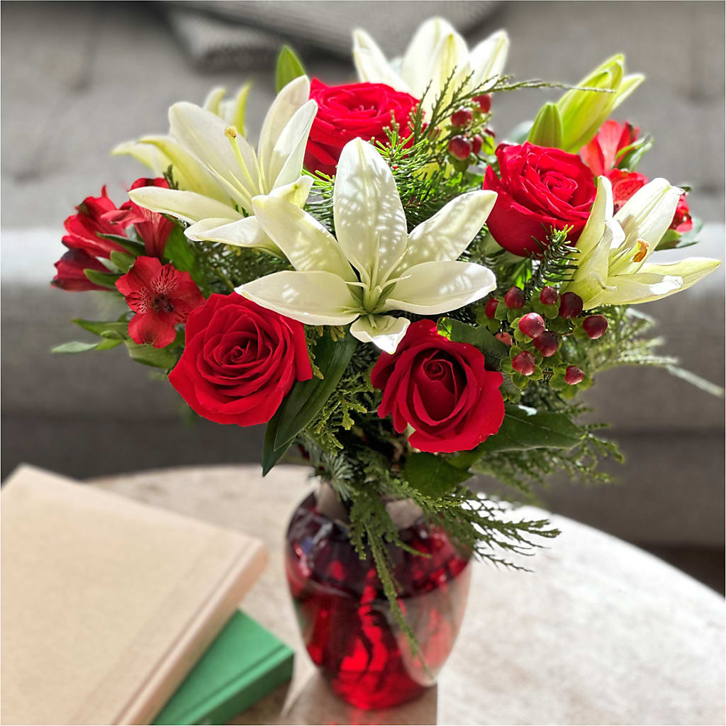 Evergreen Delight Bouquet –  Flowers Atlanta, Atlanta GA